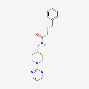 molecular formula C19H24N4OS B3000173 2-(苄基硫基)-N-((1-(嘧啶-2-基)哌啶-4-基)甲基)乙酰胺 CAS No. 1235068-78-6