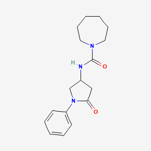 molecular formula C17H23N3O2 B3000931 N-(5-oxo-1-phenylpyrrolidin-3-yl)azepane-1-carboxamide CAS No. 894002-27-8
