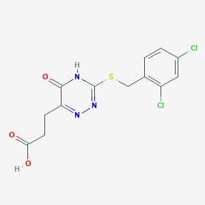 molecular formula C13H11Cl2N3O3S B3002008 3-{3-[(2,4-Dichlorobenzyl)sulfanyl]-5-oxo-4,5-dihydro-1,2,4-triazin-6-yl}propanoic acid CAS No. 898607-85-7