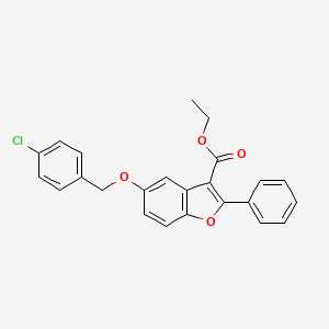 molecular formula C24H19ClO4 B3002993 Ethyl 5-[(4-chlorophenyl)methoxy]-2-phenyl-1-benzofuran-3-carboxylate CAS No. 300674-67-3