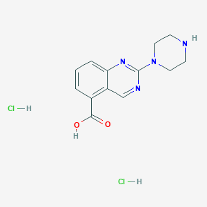 molecular formula C13H16Cl2N4O2 B3003355 2-哌嗪-1-基喹唑啉-5-羧酸；二盐酸盐 CAS No. 2241139-88-6