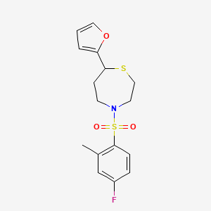 4-((4-Fluoro-2-methylphenyl)sulfonyl)-7-(furan-2-yl)-1,4-thiazepane