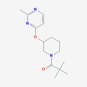 2,2-Dimethyl-1-(3-((2-methylpyrimidin-4-yl)oxy)piperidin-1-yl)propan-1-one