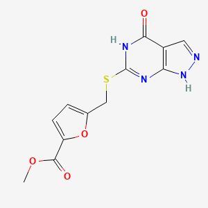 molecular formula C12H10N4O4S B3005821 methyl 5-(((4-oxo-4,5-dihydro-1H-pyrazolo[3,4-d]pyrimidin-6-yl)thio)methyl)furan-2-carboxylate CAS No. 877630-43-8