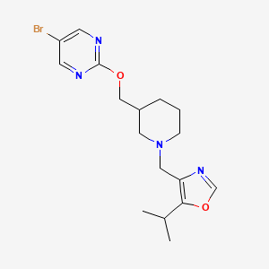molecular formula C17H23BrN4O2 B3006289 4-[[3-[(5-Bromopyrimidin-2-yl)oxymethyl]piperidin-1-yl]methyl]-5-propan-2-yl-1,3-oxazole CAS No. 2380040-19-5