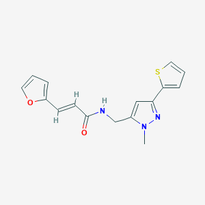 molecular formula C16H15N3O2S B3006364 (E)-3-(Furan-2-yl)-N-[(2-methyl-5-thiophen-2-ylpyrazol-3-yl)methyl]prop-2-enamide CAS No. 2321343-43-3