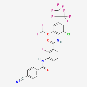 molecular formula C25H12ClF10N3O3 B3006545 N-[2-Chloro-6-(difluoromethoxy)-4-(1,1,1,2,3,3,3-heptafluoropropan-2-yl)phenyl]-3-[(4-cyanobenzoyl)amino]-2-fluorobenzamide CAS No. 1800090-12-3