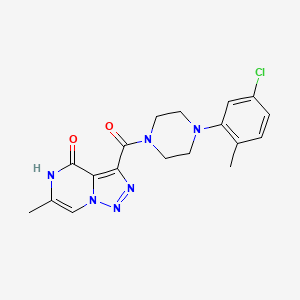 molecular formula C18H19ClN6O2 B3007171 3-{[4-(5-chloro-2-methylphenyl)piperazin-1-yl]carbonyl}-6-methyl[1,2,3]triazolo[1,5-a]pyrazin-4(5H)-one CAS No. 1396861-19-0