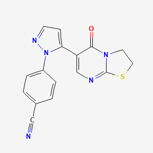 molecular formula C16H11N5OS B3007608 4-[5-(5-oxo-2,3-dihydro-5H-[1,3]thiazolo[3,2-a]pyrimidin-6-yl)-1H-pyrazol-1-yl]benzenecarbonitrile CAS No. 956961-79-8