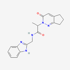 molecular formula C18H19N5O2 B3008064 N-((1H-苯并[d]咪唑-2-基)甲基)-2-(3-氧代-3,5,6,7-四氢-2H-环戊[c]哒嗪-2-基)丙酰胺 CAS No. 2034565-12-1