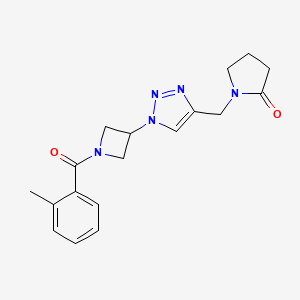 molecular formula C18H21N5O2 B3008513 1-((1-(1-(2-methylbenzoyl)azetidin-3-yl)-1H-1,2,3-triazol-4-yl)methyl)pyrrolidin-2-one CAS No. 2034341-80-3