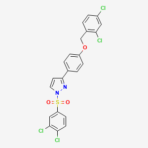 molecular formula C22H14Cl4N2O3S B3008700 3-{4-[(2,4-dichlorobenzyl)oxy]phenyl}-1-[(3,4-dichlorophenyl)sulfonyl]-1H-pyrazole CAS No. 477711-62-9