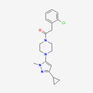molecular formula C19H23ClN4O B3009717 2-(2-chlorophenyl)-1-(4-(3-cyclopropyl-1-methyl-1H-pyrazol-5-yl)piperazin-1-yl)ethanone CAS No. 2034582-41-5