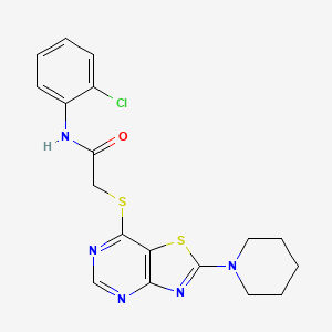 molecular formula C18H18ClN5OS2 B3009997 N-(2-chlorophenyl)-2-((2-(piperidin-1-yl)thiazolo[4,5-d]pyrimidin-7-yl)thio)acetamide CAS No. 1189683-12-2
