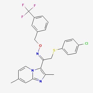molecular formula C25H21ClF3N3OS B3010382 (Z)-{2-[(4-chlorophenyl)sulfanyl]-1-{2,7-dimethylimidazo[1,2-a]pyridin-3-yl}ethylidene}({[3-(trifluoromethyl)phenyl]methoxy})amine CAS No. 383148-22-9