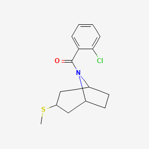 molecular formula C15H18ClNOS B3010420 (2-氯苯基)((1R,5S)-3-(甲硫基)-8-氮杂双环[3.2.1]辛-8-基)甲苯酮 CAS No. 1798623-42-3