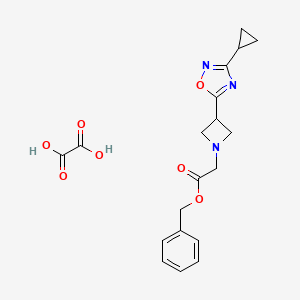 B3011082 Benzyl 2-(3-(3-cyclopropyl-1,2,4-oxadiazol-5-yl)azetidin-1-yl)acetate oxalate CAS No. 1396799-93-1