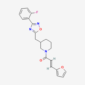 (E)-1-(3-((3-(2-fluorophenyl)-1,2,4-oxadiazol-5-yl)methyl)piperidin-1-yl)-3-(furan-2-yl)prop-2-en-1-one