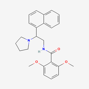 2,6-dimethoxy-N-(2-(naphthalen-1-yl)-2-(pyrrolidin-1-yl)ethyl)benzamide