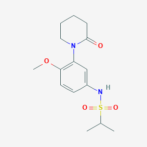 molecular formula C15H22N2O4S B3012726 N-(4-methoxy-3-(2-oxopiperidin-1-yl)phenyl)propane-2-sulfonamide CAS No. 952965-60-5