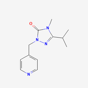 molecular formula C12H16N4O B3012910 4-methyl-3-(propan-2-yl)-1-[(pyridin-4-yl)methyl]-4,5-dihydro-1H-1,2,4-triazol-5-one CAS No. 2197828-22-9