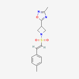 molecular formula C15H17N3O3S B3013927 (E)-3-甲基-5-(1-((4-甲基苯乙烯基)磺酰基)氮杂环丁-3-基)-1,2,4-恶二唑 CAS No. 1331521-42-6