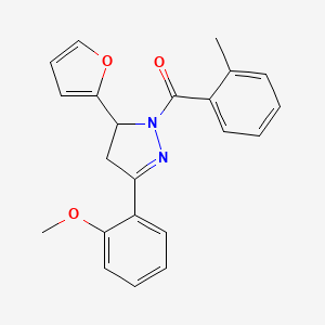 molecular formula C22H20N2O3 B3014001 (5-(呋喃-2-基)-3-(2-甲氧基苯基)-4,5-二氢-1H-吡唑-1-基)(邻甲苯基)甲苯酮 CAS No. 701245-25-2