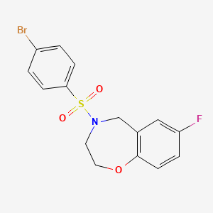 molecular formula C15H13BrFNO3S B3014383 4-((4-溴苯基)磺酰基)-7-氟-2,3,4,5-四氢苯并[f][1,4]恶杂环辛 CAS No. 2034290-73-6