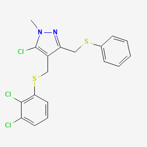 molecular formula C18H15Cl3N2S2 B3015080 5-chloro-4-{[(2,3-dichlorophenyl)sulfanyl]methyl}-1-methyl-3-[(phenylsulfanyl)methyl]-1H-pyrazole CAS No. 318248-73-6