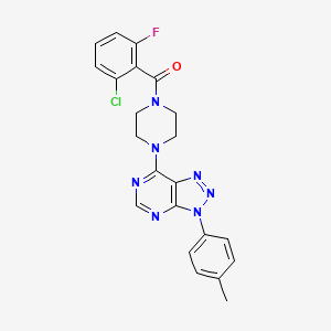 molecular formula C22H19ClFN7O B3015304 (2-chloro-6-fluorophenyl)(4-(3-(p-tolyl)-3H-[1,2,3]triazolo[4,5-d]pyrimidin-7-yl)piperazin-1-yl)methanone CAS No. 920383-66-0