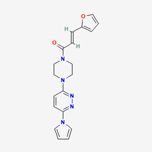 (E)-1-(4-(6-(1H-pyrrol-1-yl)pyridazin-3-yl)piperazin-1-yl)-3-(furan-2-yl)prop-2-en-1-one