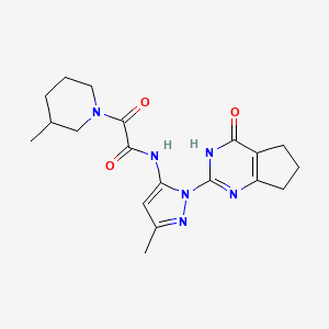 molecular formula C19H24N6O3 B3015808 N-[5-Methyl-2-(4-oxo-3,5,6,7-tetrahydrocyclopenta[d]pyrimidin-2-yl)pyrazol-3-yl]-2-(3-methylpiperidin-1-yl)-2-oxoacetamide CAS No. 1014068-99-5