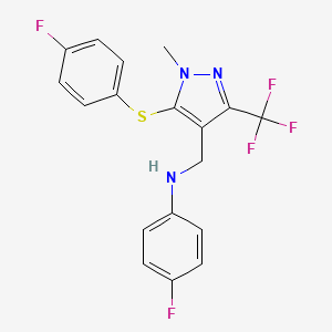 molecular formula C18H14F5N3S B3015965 4-氟-N-({5-[(4-氟苯基)硫代]-1-甲基-3-(三氟甲基)-1H-吡唑-4-基}甲基)苯胺 CAS No. 400082-04-4