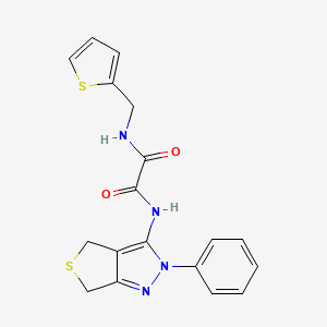 molecular formula C18H16N4O2S2 B3016574 N'-(2-phenyl-4,6-dihydrothieno[3,4-c]pyrazol-3-yl)-N-(thiophen-2-ylmethyl)oxamide CAS No. 900009-86-1