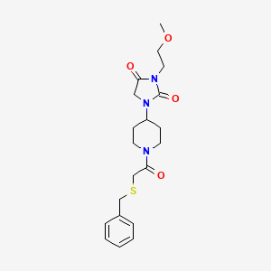 molecular formula C20H27N3O4S B3016749 1-(1-(2-(苯甲硫基)乙酰)哌啶-4-基)-3-(2-甲氧基乙基)咪唑烷-2,4-二酮 CAS No. 2034279-86-0