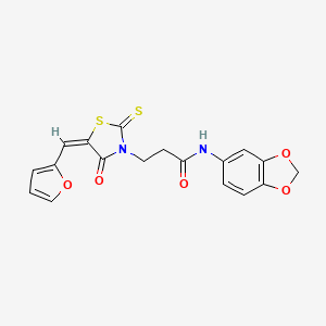 molecular formula C18H14N2O5S2 B3016844 (E)-N-(benzo[d][1,3]dioxol-5-yl)-3-(5-(furan-2-ylmethylene)-4-oxo-2-thioxothiazolidin-3-yl)propanamide CAS No. 682783-75-1