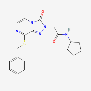 2-[8-(benzylsulfanyl)-3-oxo-2H,3H-[1,2,4]triazolo[4,3-a]pyrazin-2-yl]-N-cyclopentylacetamide