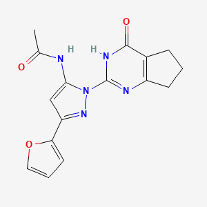 molecular formula C16H15N5O3 B3017197 N-(3-(呋喃-2-基)-1-(4-氧代-4,5,6,7-四氢-3H-环戊[d]嘧啶-2-基)-1H-吡唑-5-基)乙酰胺 CAS No. 1207042-31-6