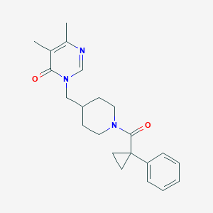 molecular formula C22H27N3O2 B3017366 5,6-二甲基-3-{[1-(1-苯基环丙烷羰基)哌啶-4-基]甲基}-3,4-二氢嘧啶-4-酮 CAS No. 2202287-92-9