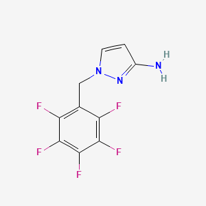 molecular formula C10H6F5N3 B3018138 1-[(2,3,4,5,6-Pentafluorophenyl)methyl]pyrazole-3-ylamine CAS No. 895929-15-4