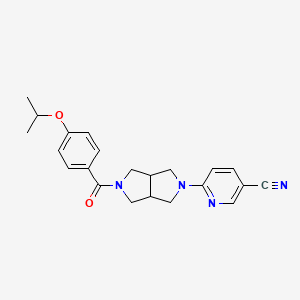 molecular formula C22H24N4O2 B3018480 6-[5-(4-Propan-2-yloxybenzoyl)-1,3,3a,4,6,6a-hexahydropyrrolo[3,4-c]pyrrol-2-yl]pyridine-3-carbonitrile CAS No. 2415501-62-9