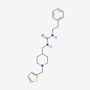molecular formula C20H27N3OS B3018562 1-Phenethyl-3-((1-(thiophen-2-ylmethyl)piperidin-4-yl)methyl)urea CAS No. 1207000-78-9