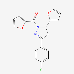 molecular formula C18H13ClN2O3 B3018787 [5-(4-Chlorophenyl)-3-(furan-2-yl)-3,4-dihydropyrazol-2-yl]-(furan-2-yl)methanone CAS No. 489413-54-9