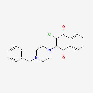 B3019177 2-(4-Benzylpiperazino)-3-chloronaphthoquinone CAS No. 104309-93-5