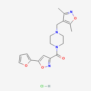 molecular formula C18H21ClN4O4 B3019296 (4-((3,5-Dimethylisoxazol-4-yl)methyl)piperazin-1-yl)(5-(furan-2-yl)isoxazol-3-yl)methanone hydrochloride CAS No. 1351609-72-7