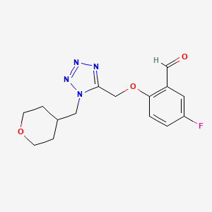 molecular formula C15H17FN4O3 B3019381 5-fluoro-2-({1-[(oxan-4-yl)methyl]-1H-1,2,3,4-tetrazol-5-yl}methoxy)benzaldehyde CAS No. 2094282-13-8