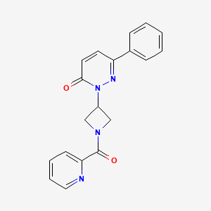 molecular formula C19H16N4O2 B3020746 6-Phenyl-2-[1-(pyridine-2-carbonyl)azetidin-3-yl]pyridazin-3-one CAS No. 2380169-03-7