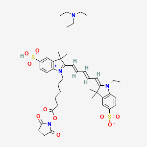 Triethylamine 2-(5-(1-(6-((2,5-dioxopyrrolidin-1-yl)oxy)-6-oxohexyl)-3,3-dimethyl-5-sulfonatoindolin-2-ylidene)penta-1,3-dien-1-yl)-1-ethyl-3,3-dimethyl-3H-indol-1-ium-5-sulfonate