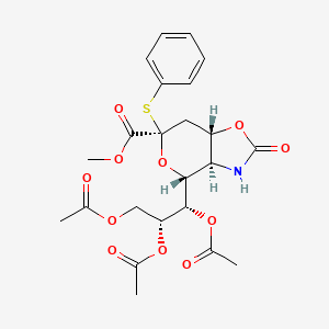 (1S,2R)-1-((3AR,4R,6R,7aS)-6-(methoxycarbonyl)-2-oxo-6-(phenylthio)hexahydro-4H-pyrano[3,4-d]oxazol-4-yl)propane-1,2,3-triyl triacetate