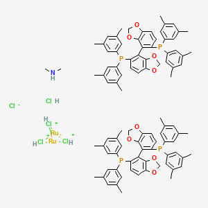 molecular formula C94H99Cl5NO8P4Ru2+ B3030697 Dimethylammonium dichlorotri(mu-chloro)bis{(R)-(+)-5,5'-bis[di(3,5-xylyl)phosphino]-4,4'-bi-1,3-benzodioxole}diruthenate(II) CAS No. 944451-14-3